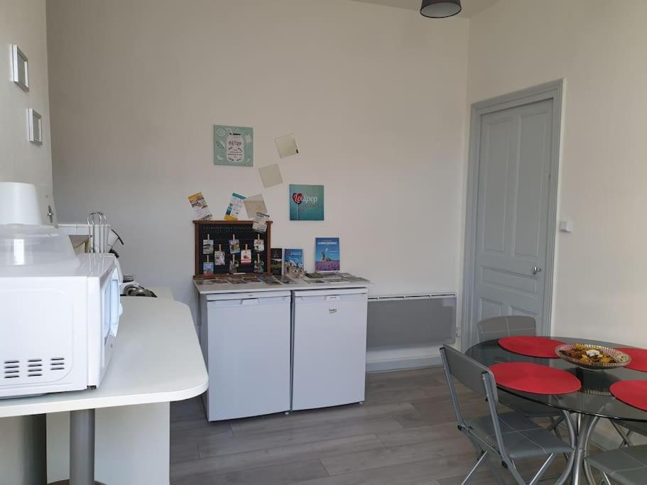 Appartement Duplexe De 1 A 4 Chambres Privees Dans Maison Le Teil Esterno foto